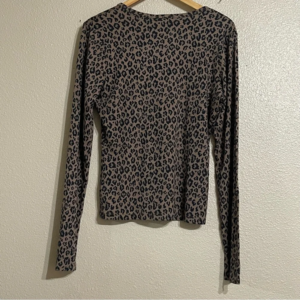 Michael Stars Remi‎ V-Neck Tee in a leopard print pattern